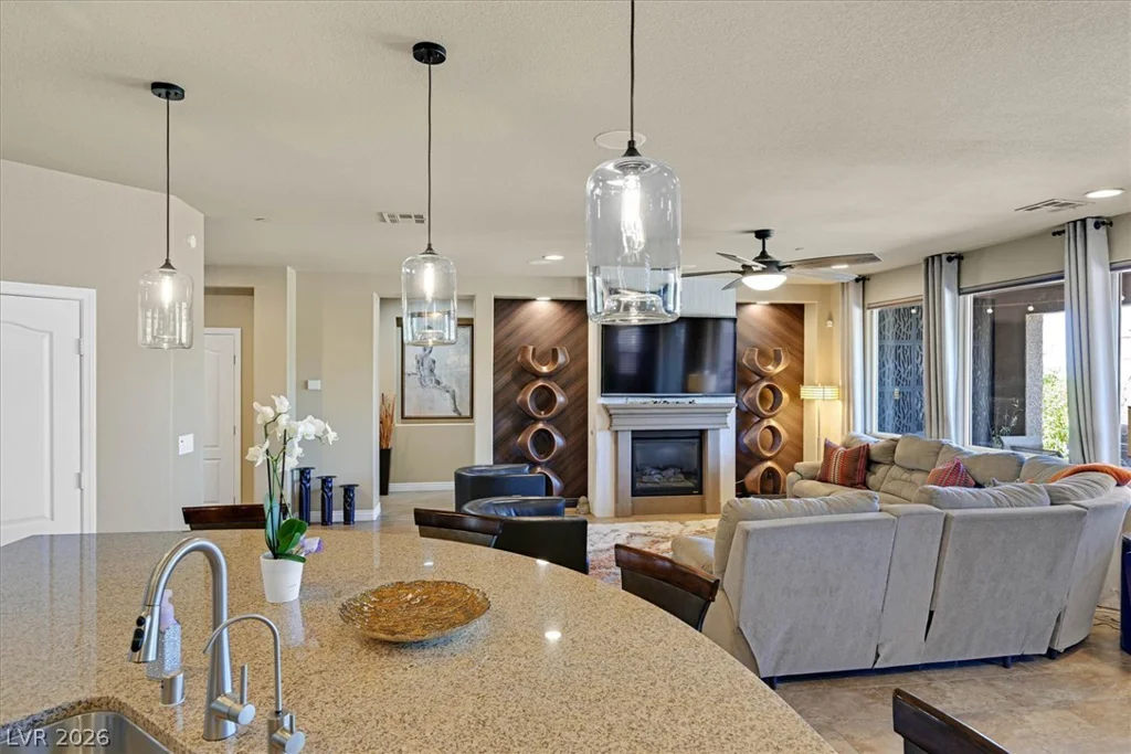 1659 Flores, Henderson, NV 89012