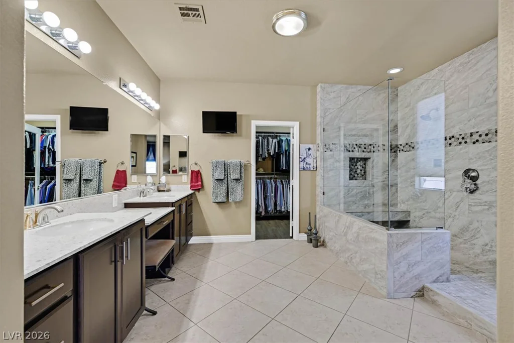 1659 Flores, Henderson, NV 89012