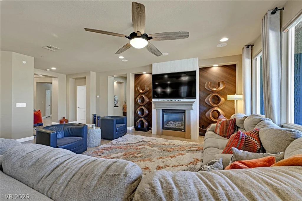 1659 Flores, Henderson, NV 89012