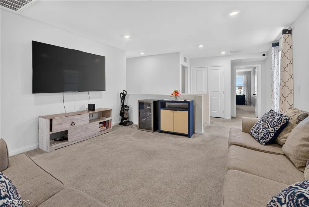 8432 Alder Rain, Las Vegas, NV 89113