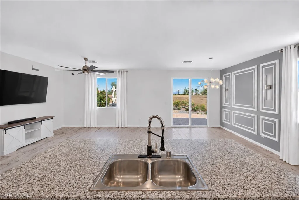 8432 Alder Rain, Las Vegas, NV 89113