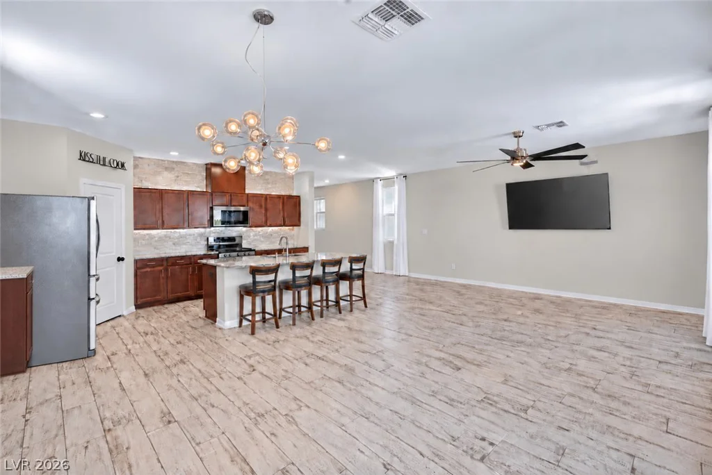8432 Alder Rain, Las Vegas, NV 89113
