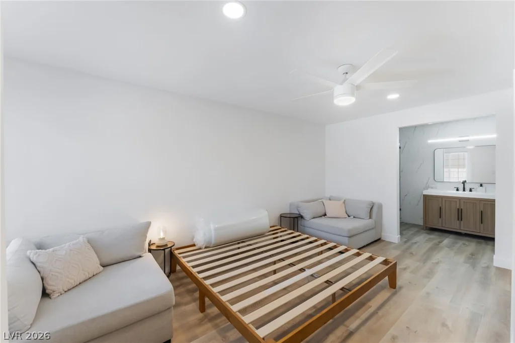 2200 Fort Apache, Las Vegas, NV 89117