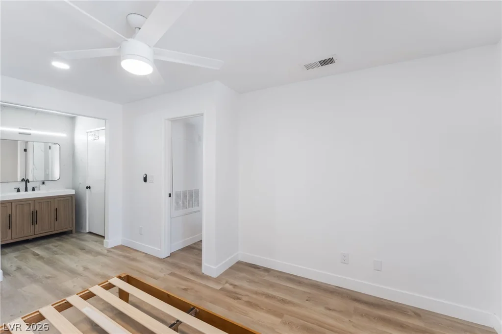 2200 Fort Apache, Las Vegas, NV 89117