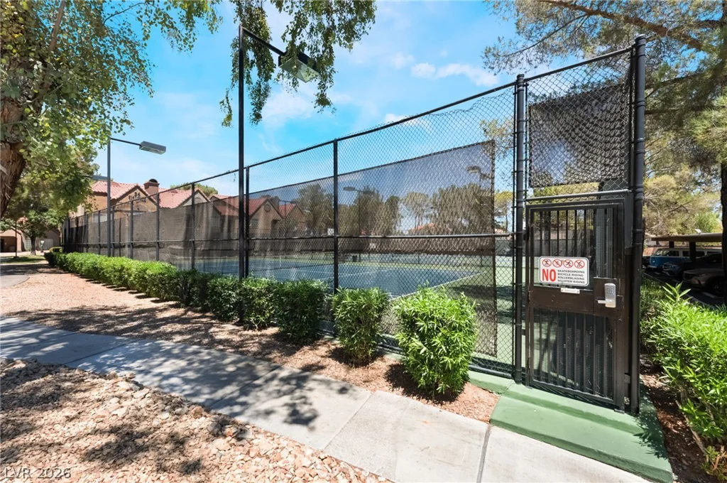 2200 Fort Apache, Las Vegas, NV 89117