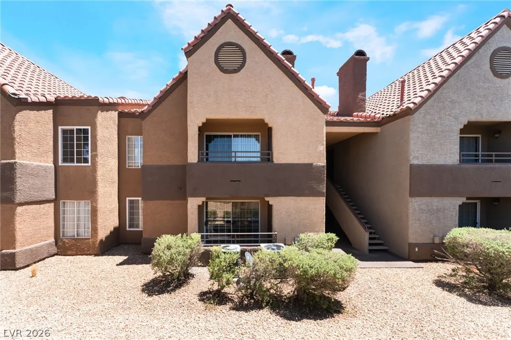 2200 Fort Apache, Las Vegas, NV 89117