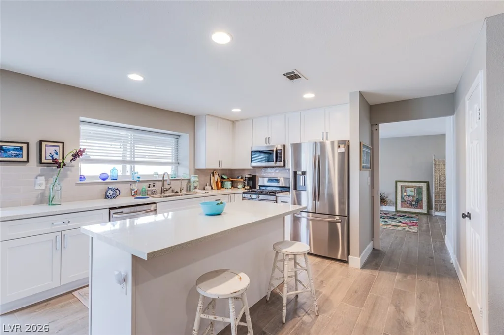 3249 Palmdesert Way, Las Vegas, NV 89120