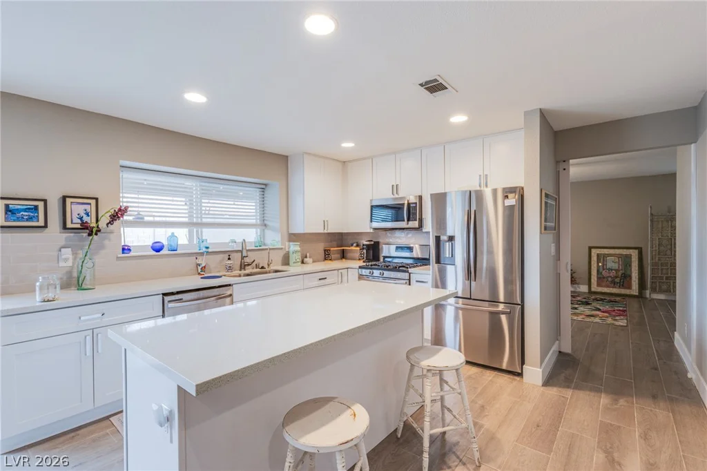 3249 Palmdesert Way, Las Vegas, NV 89120