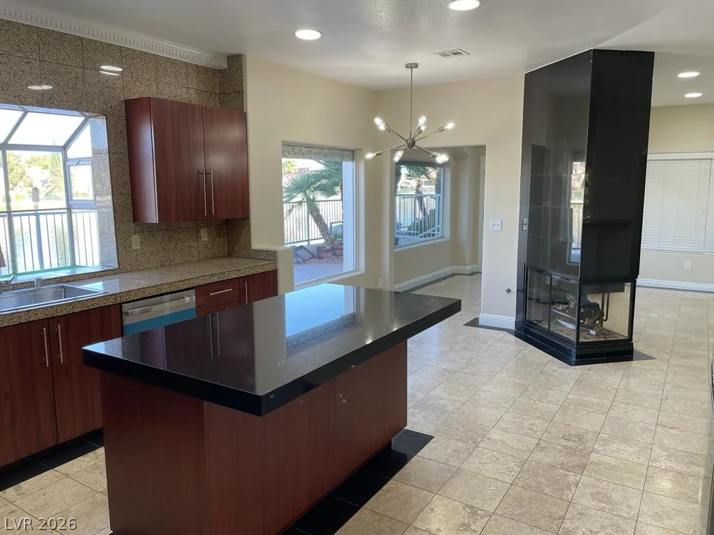 2960 Sun Lake, Las Vegas, NV 89128