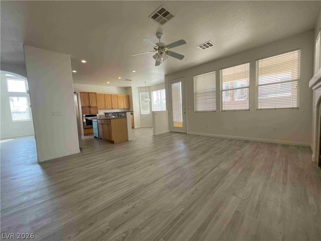 8875 Sanibel Shore, Las Vegas, NV 89147