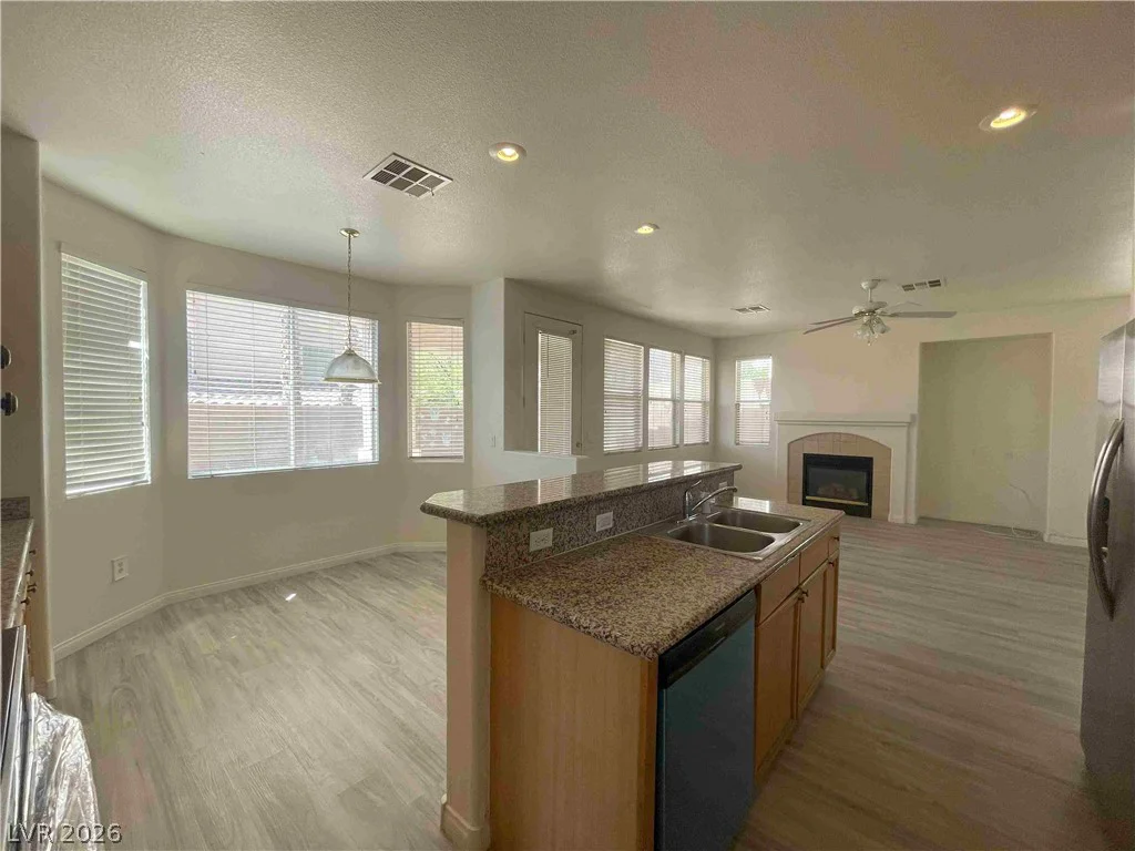 8875 Sanibel Shore, Las Vegas, NV 89147