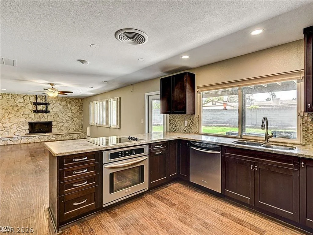 3753 Rosecrest, Las Vegas, NV 89121
