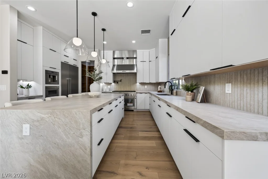 2707 Turtle Head Peak, Las Vegas, NV 89135