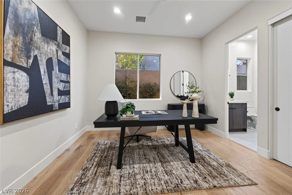 2707 Turtle Head Peak, Las Vegas, NV 89135