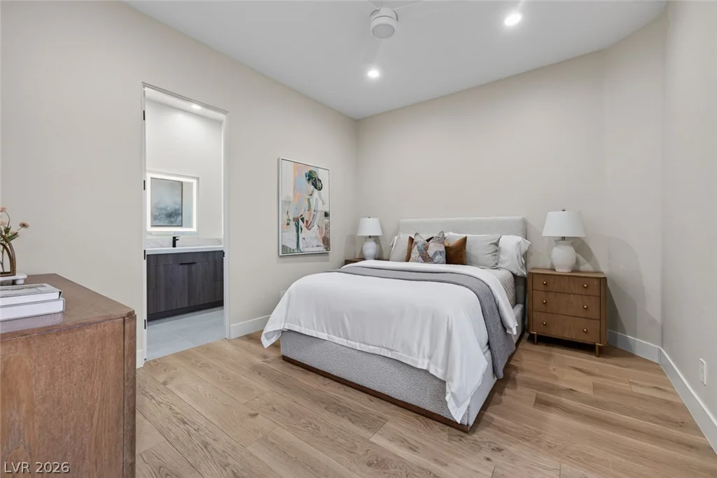 2707 Turtle Head Peak, Las Vegas, NV 89135
