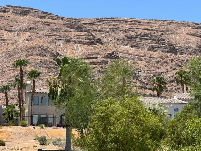 2707 Turtle Head Peak, Las Vegas, NV 89135