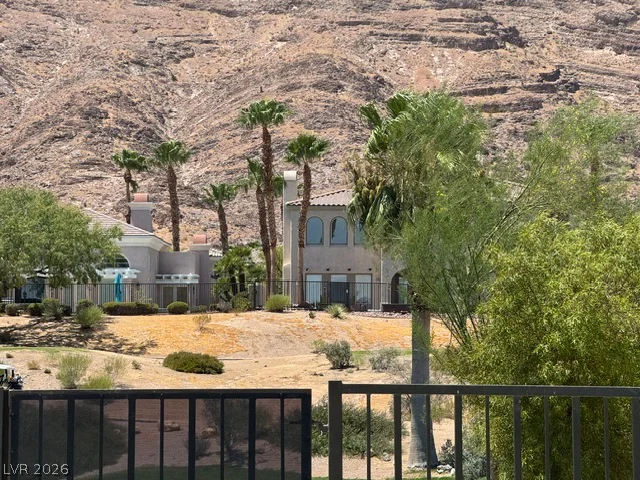 2707 Turtle Head Peak, Las Vegas, NV 89135