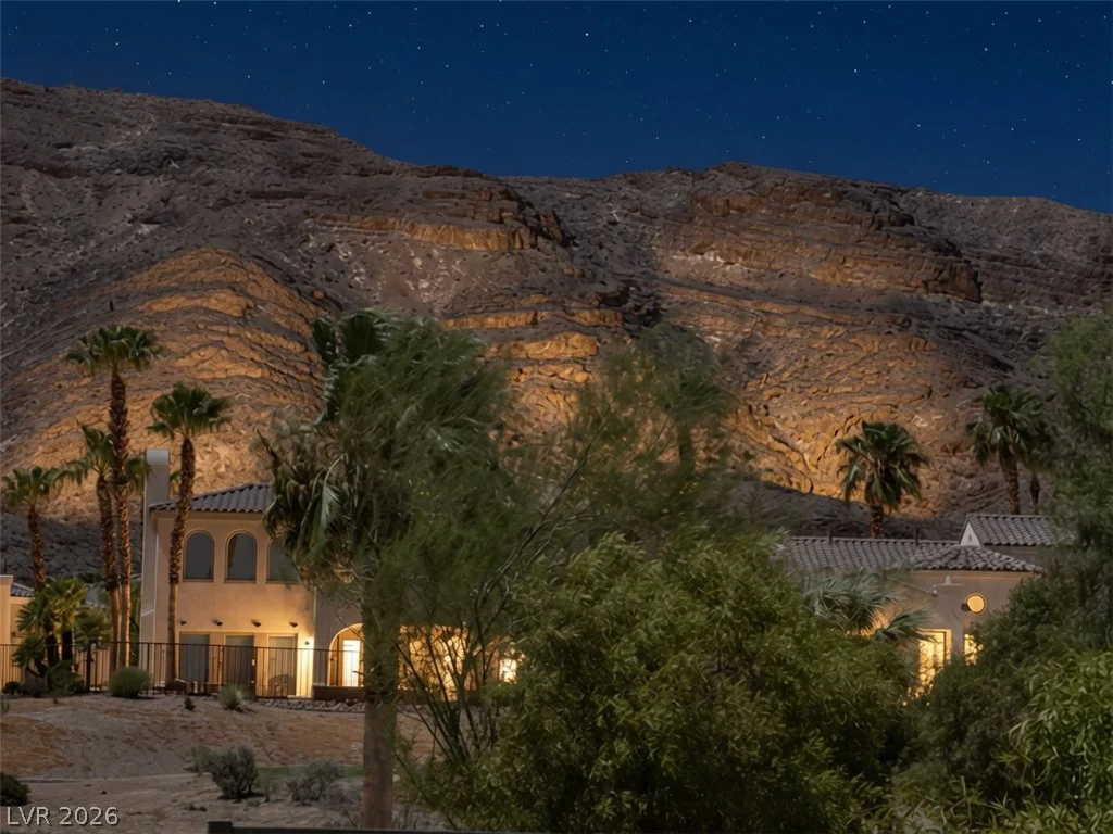 2707 Turtle Head Peak, Las Vegas, NV 89135