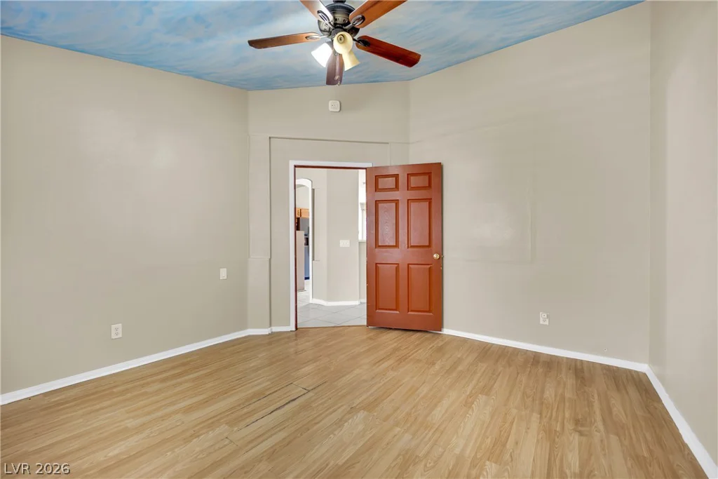 5655 Crowbush Cove, Las Vegas, NV 89122