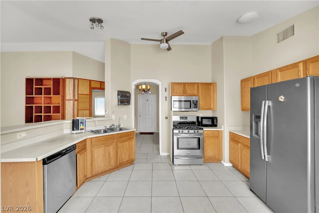 5655 Crowbush Cove, Las Vegas, NV 89122