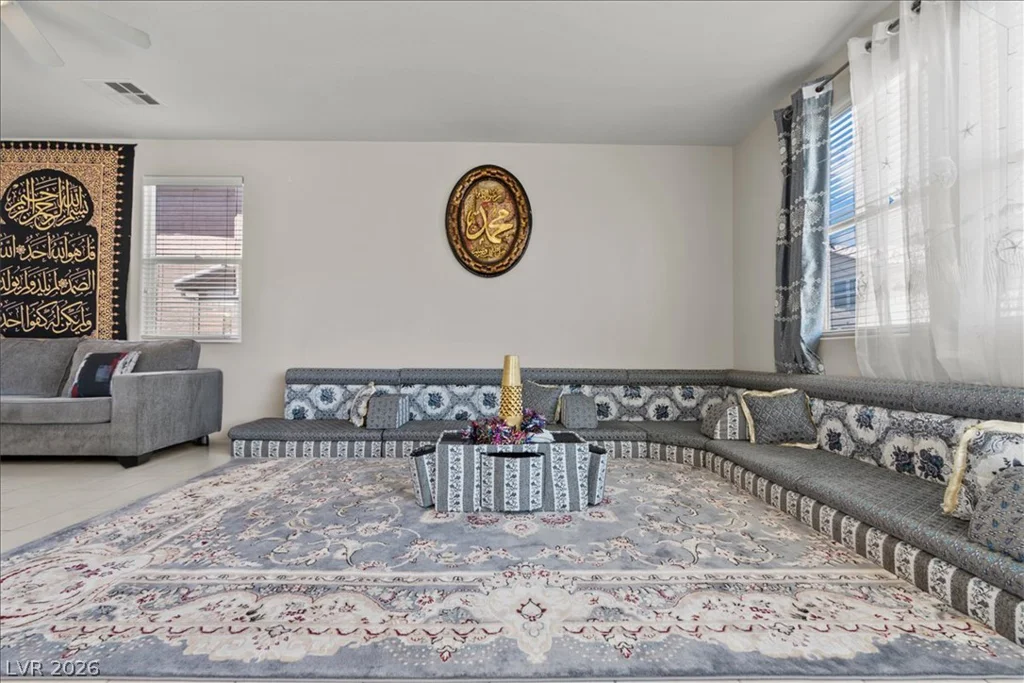 9548 Windsor Forest, Las Vegas, NV 89123