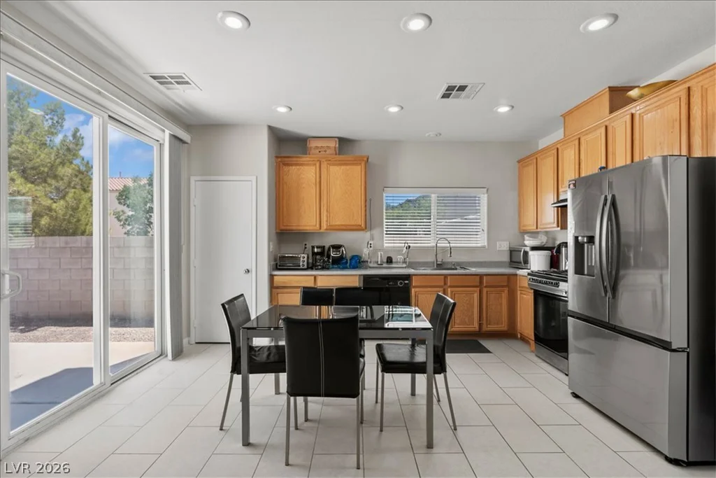 9548 Windsor Forest, Las Vegas, NV 89123