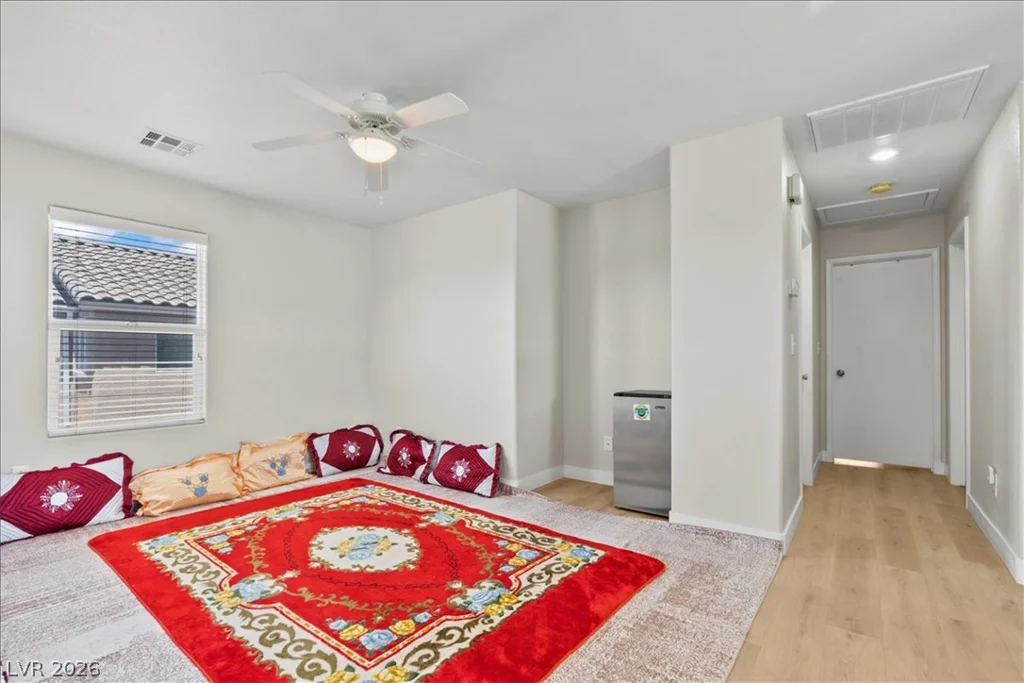 9548 Windsor Forest, Las Vegas, NV 89123