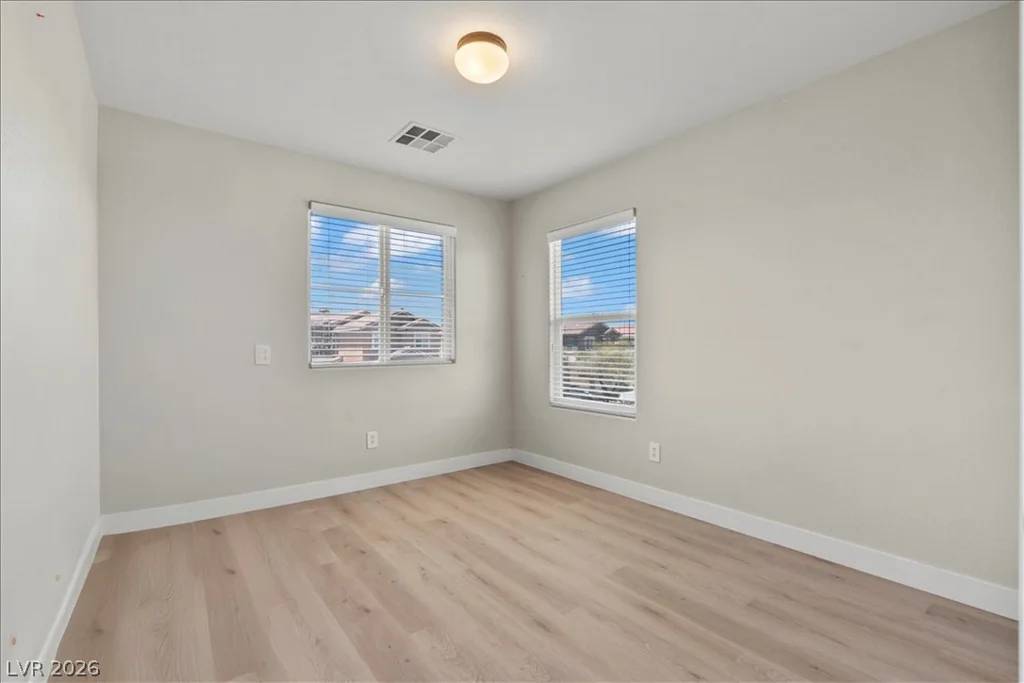 9548 Windsor Forest, Las Vegas, NV 89123