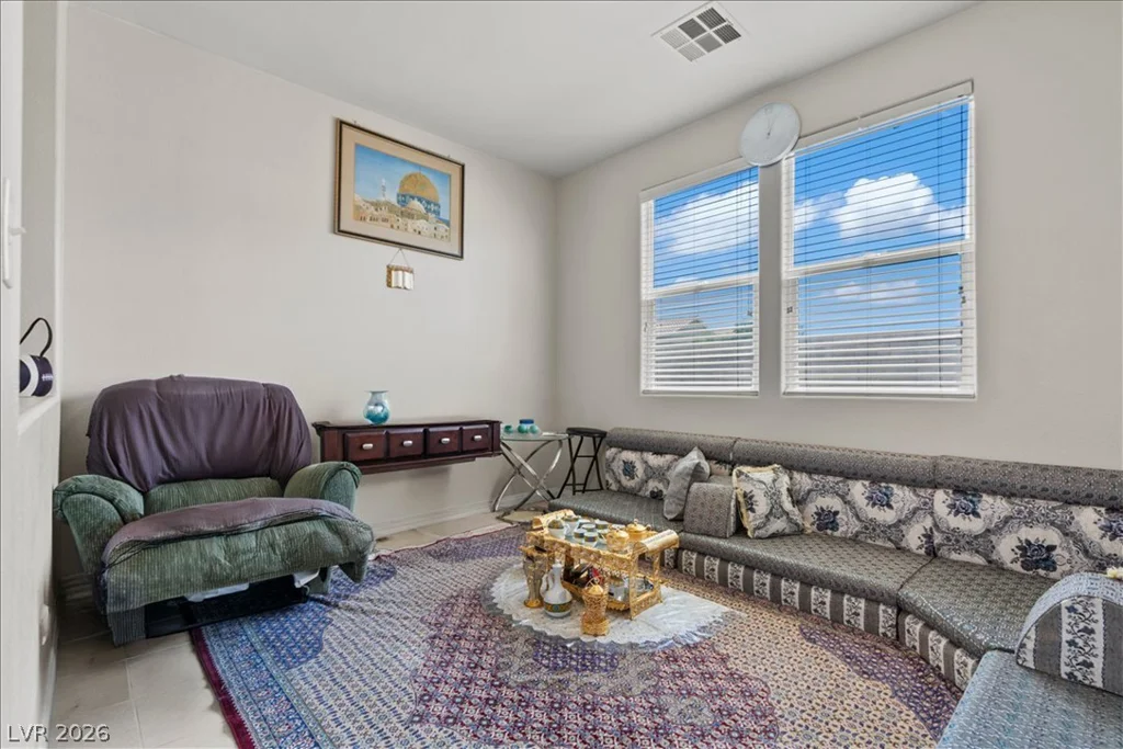 9548 Windsor Forest, Las Vegas, NV 89123