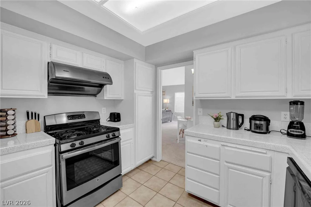6719 Wayburn, Las Vegas, NV 89103