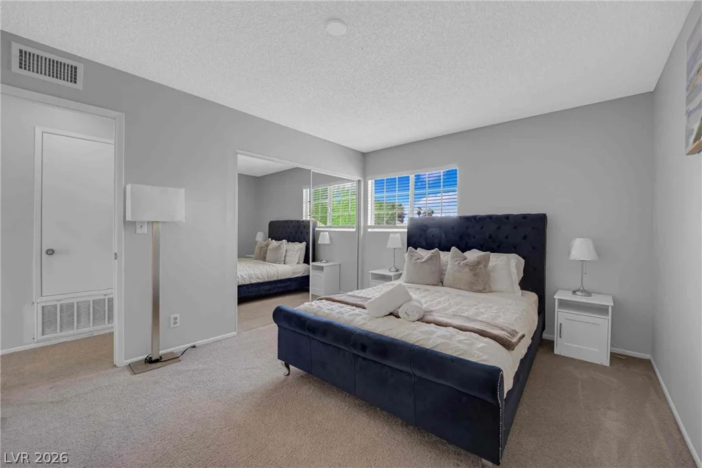 6719 Wayburn, Las Vegas, NV 89103
