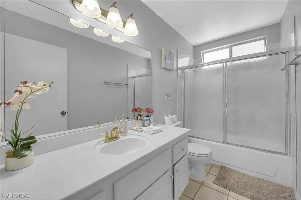 6719 Wayburn, Las Vegas, NV 89103