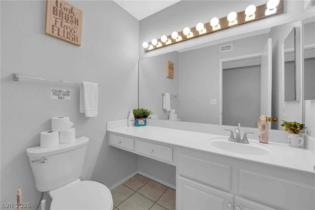 6719 Wayburn, Las Vegas, NV 89103