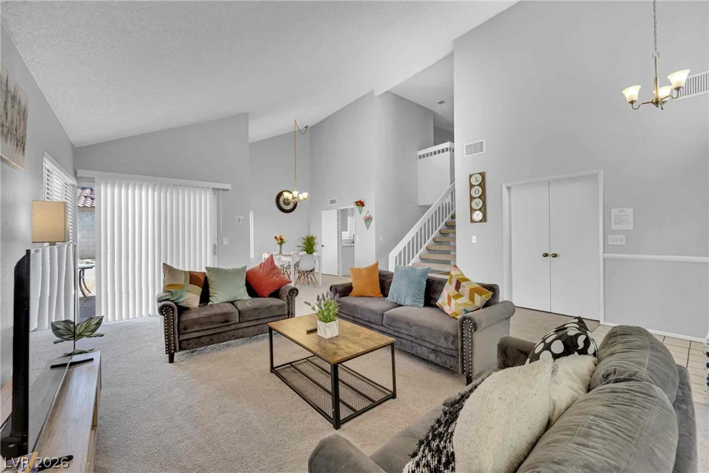 6719 Wayburn, Las Vegas, NV 89103