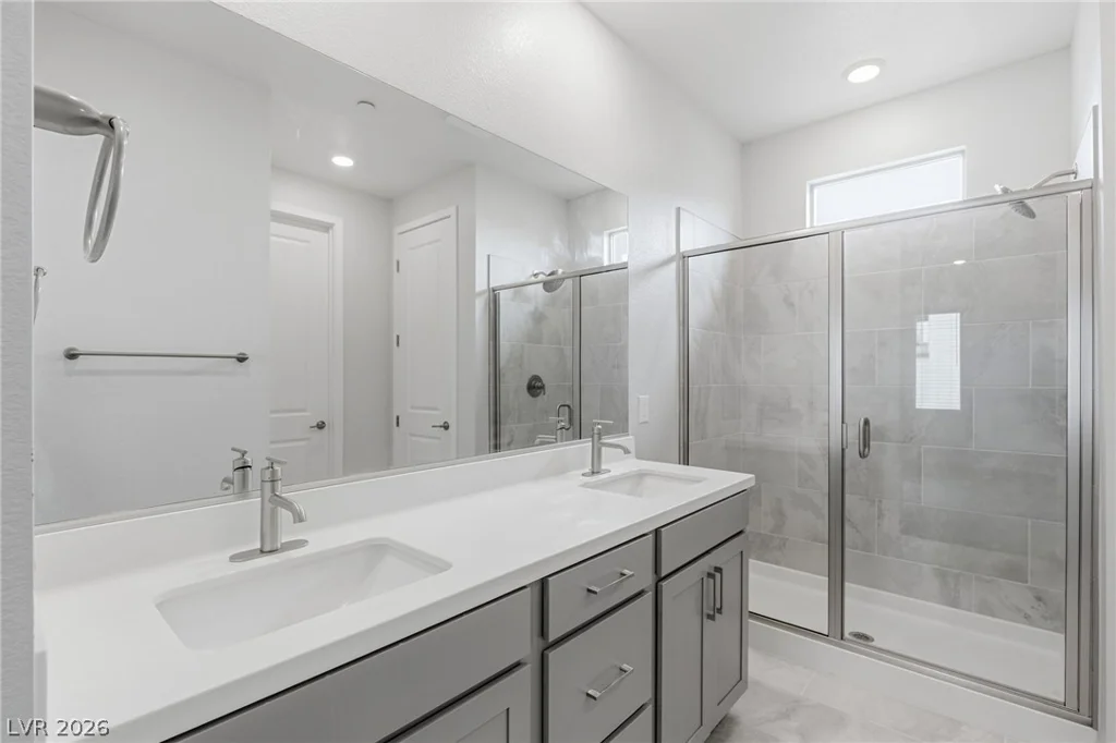 11576 Desert Hollow, Las Vegas, NV 89138