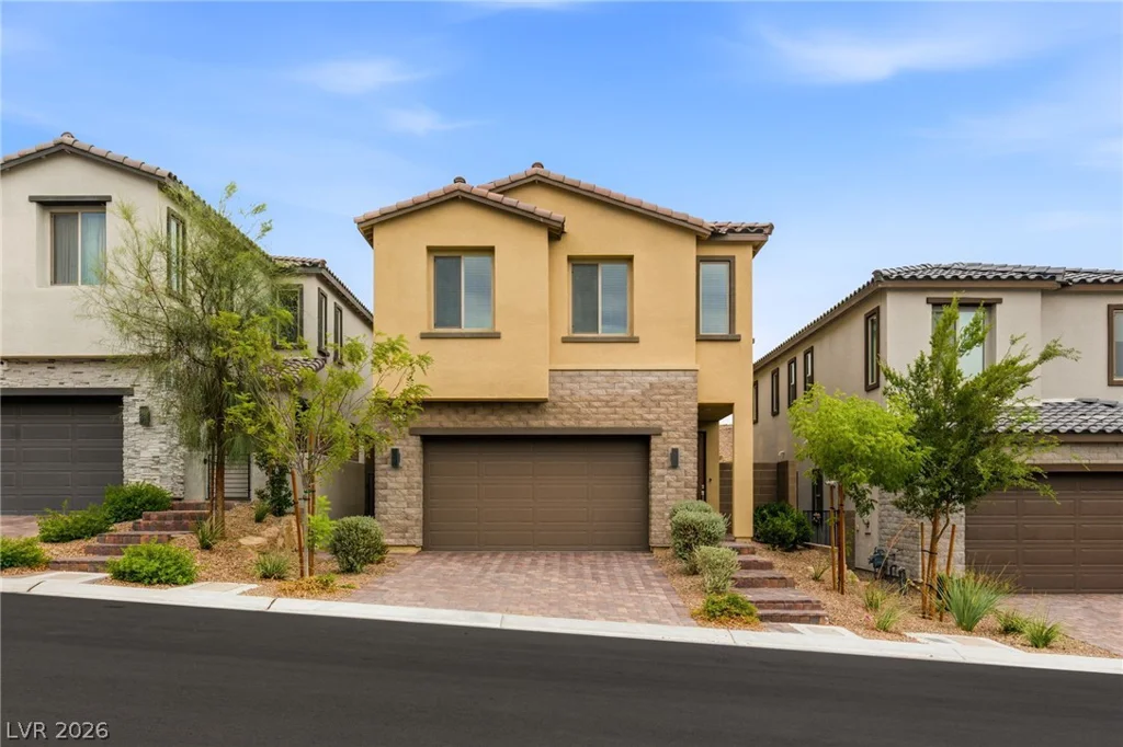 11576 Desert Hollow, Las Vegas, NV 89138