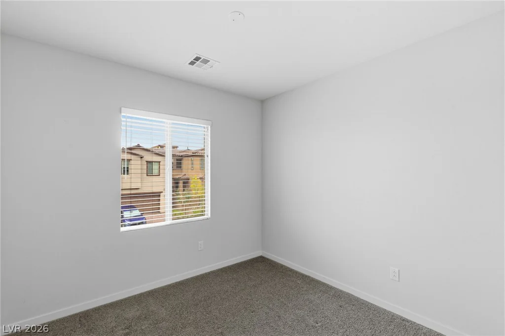 11576 Desert Hollow, Las Vegas, NV 89138