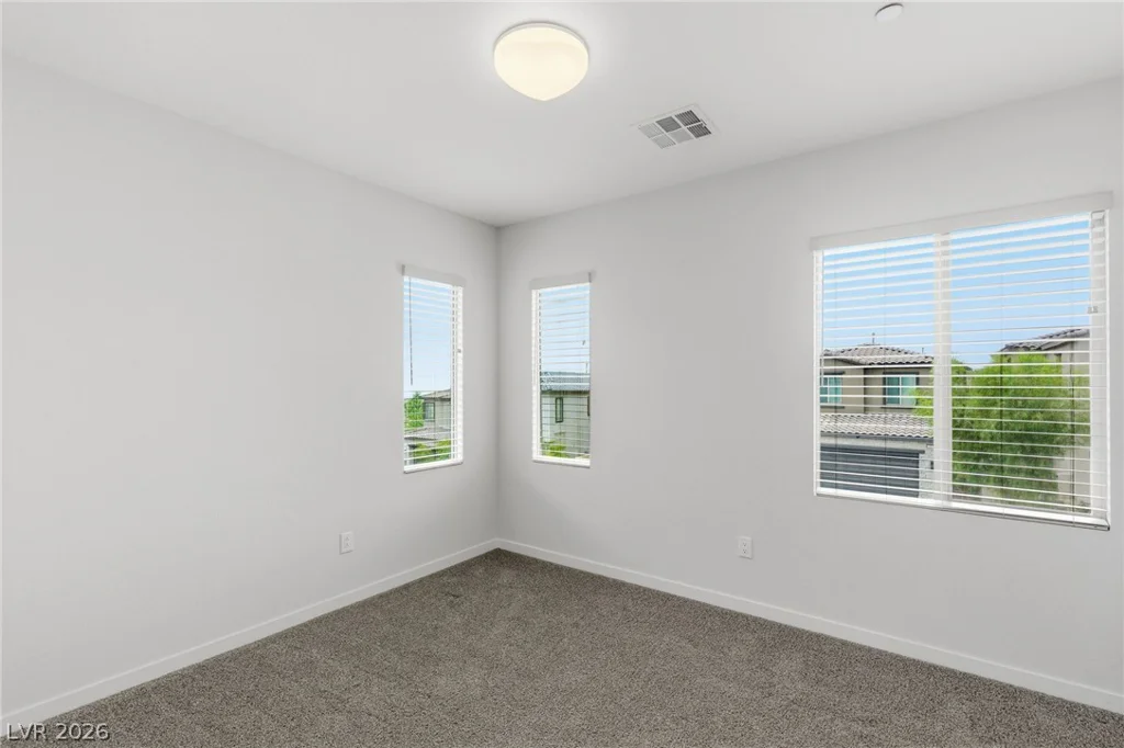 11576 Desert Hollow, Las Vegas, NV 89138