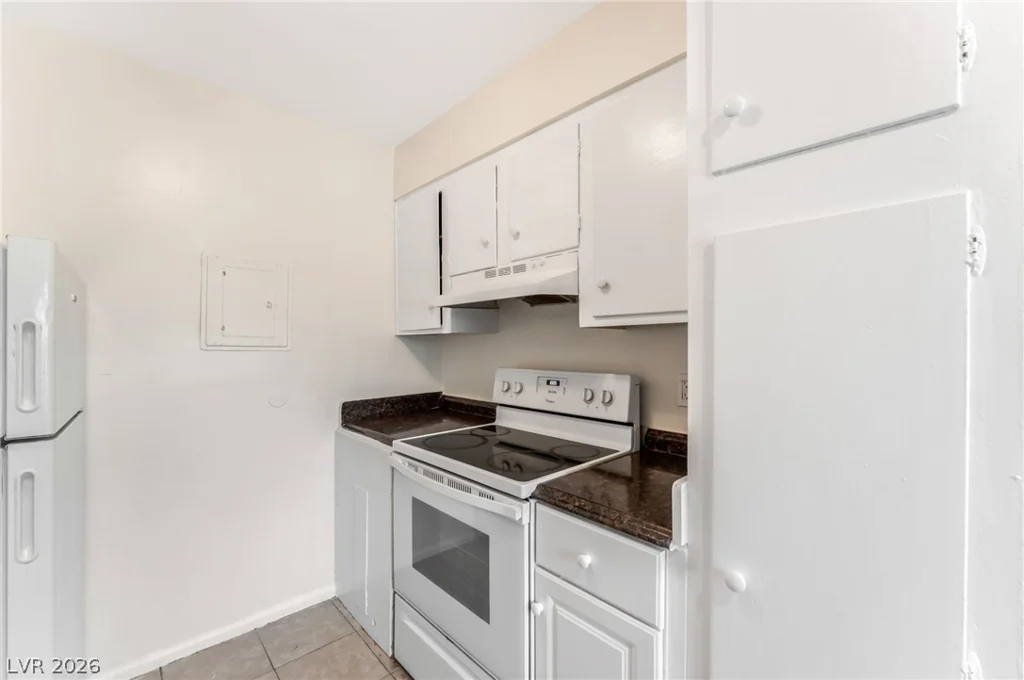2601 Cedar, Las Vegas, NV 89101