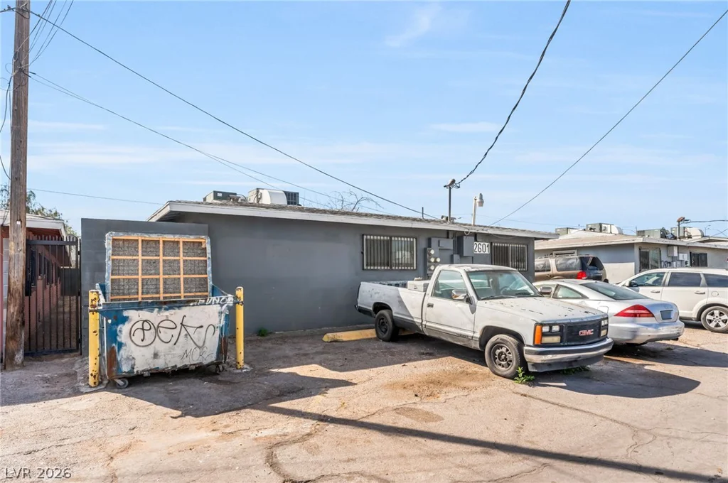 2601 Cedar, Las Vegas, NV 89101