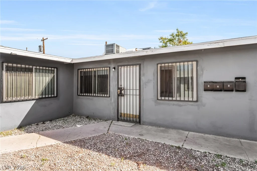 2601 Cedar, Las Vegas, NV 89101