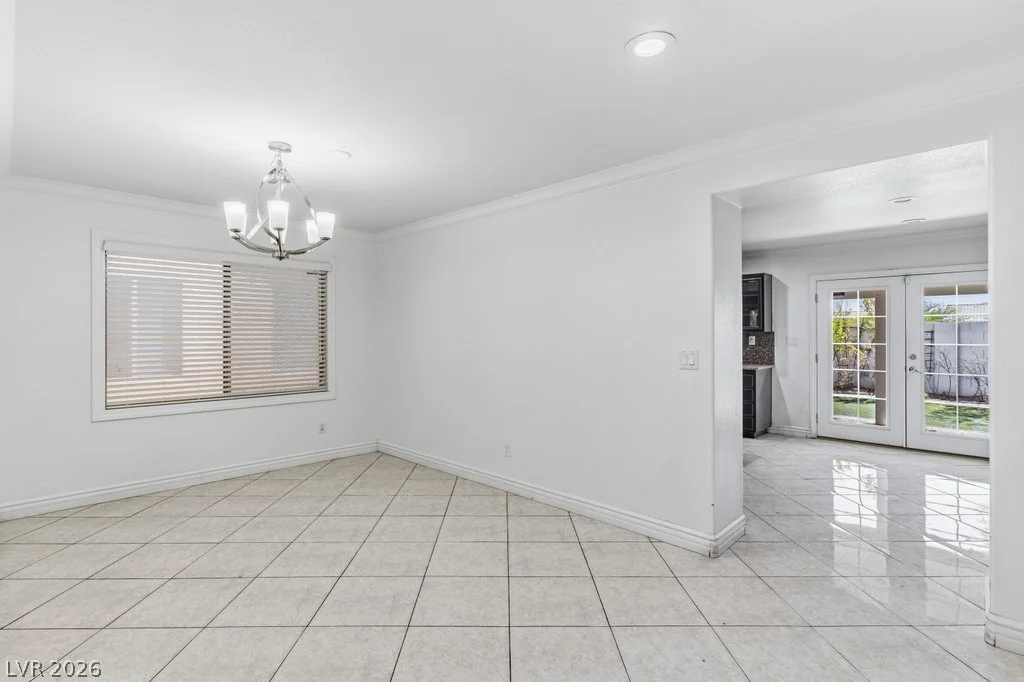 10143 Canyon Hills, Las Vegas, NV 89148