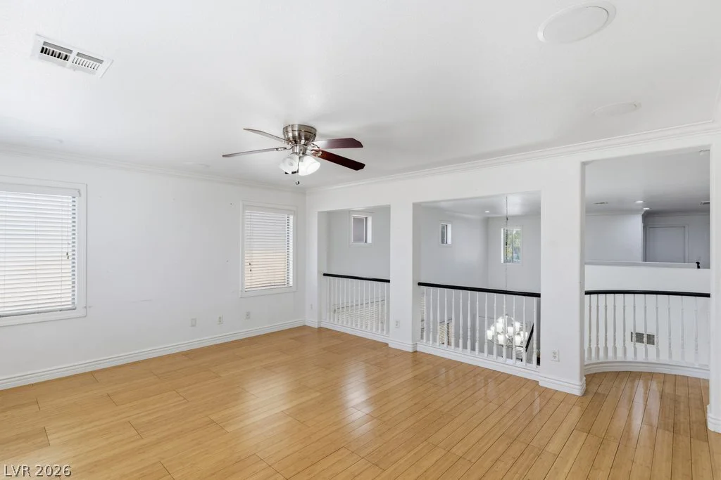 10143 Canyon Hills, Las Vegas, NV 89148