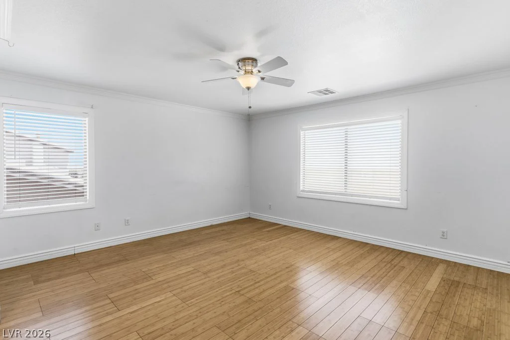 10143 Canyon Hills, Las Vegas, NV 89148