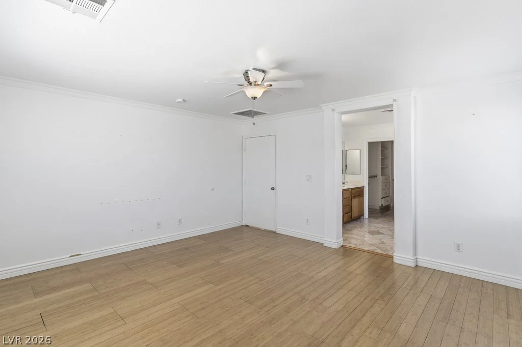 10143 Canyon Hills, Las Vegas, NV 89148