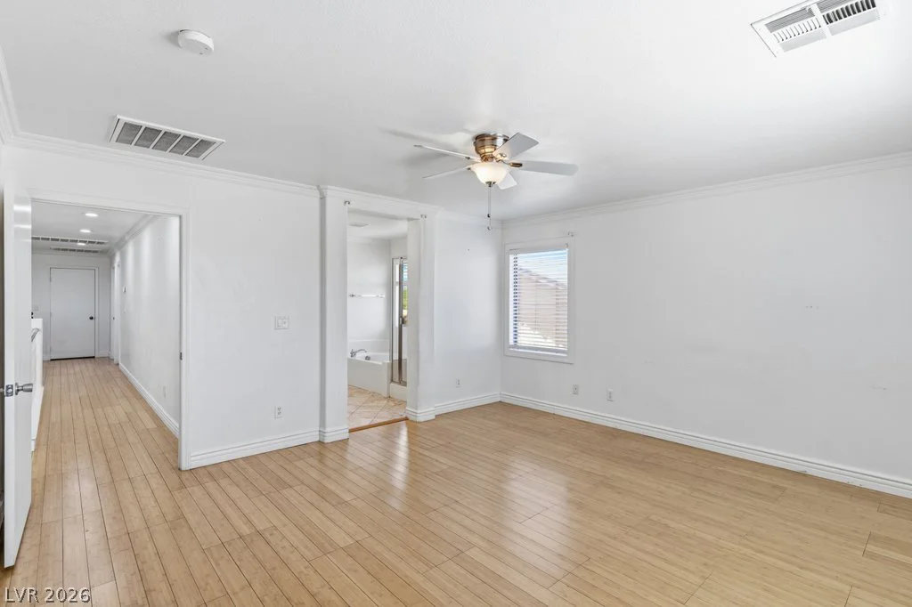 10143 Canyon Hills, Las Vegas, NV 89148