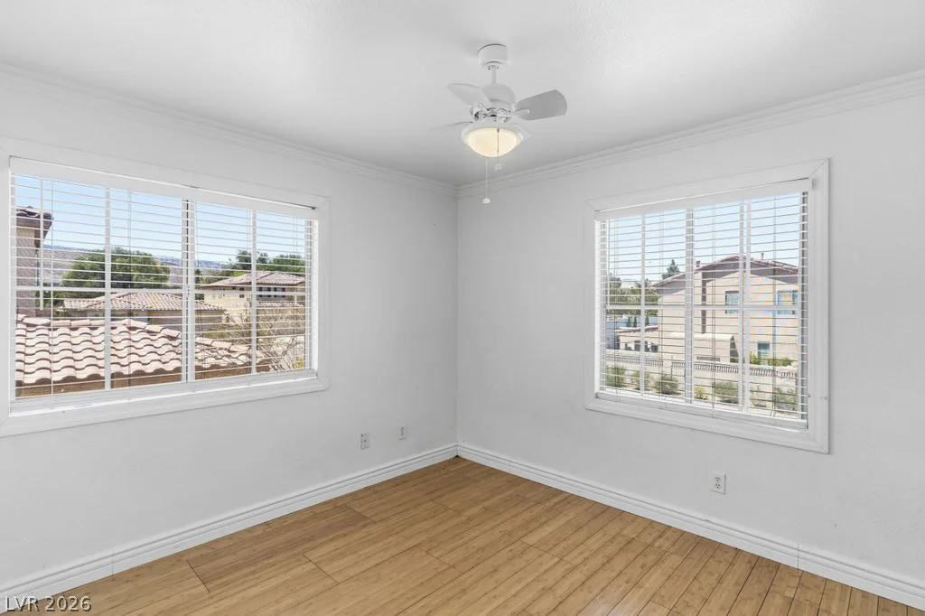 10143 Canyon Hills, Las Vegas, NV 89148