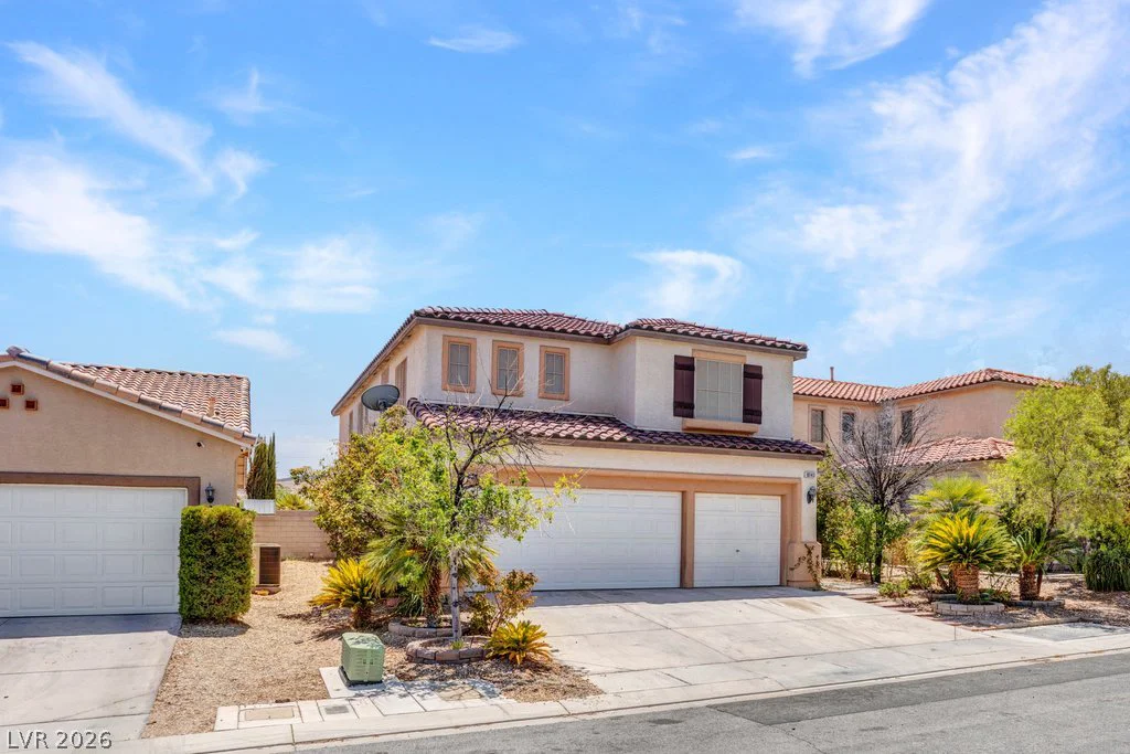 10143 Canyon Hills, Las Vegas, NV 89148
