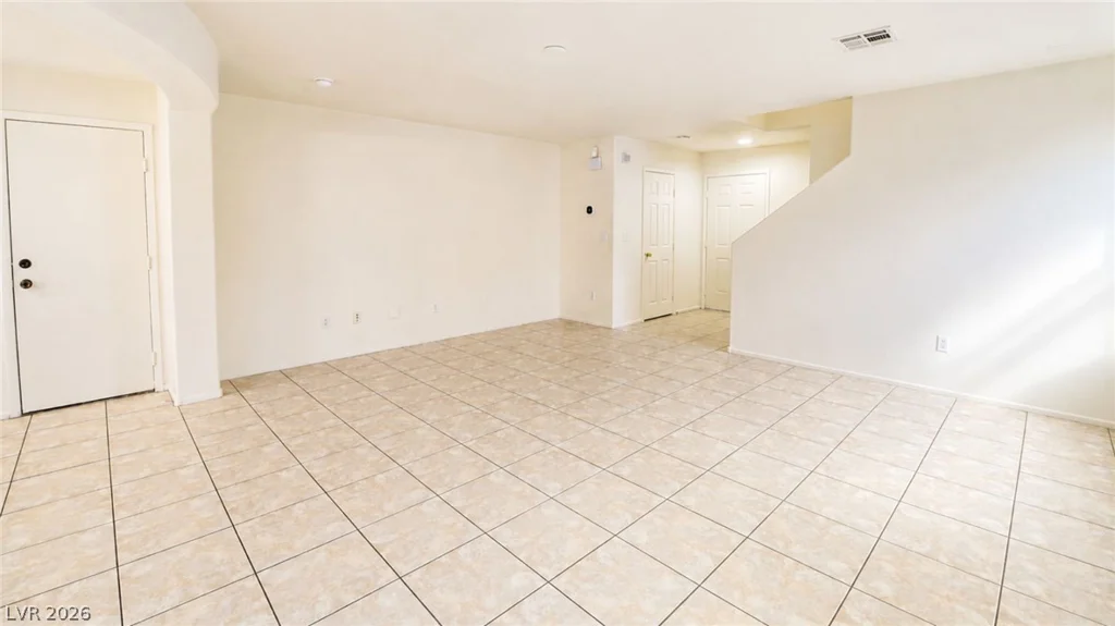 7966 Delft Blue, Las Vegas, NV 89139