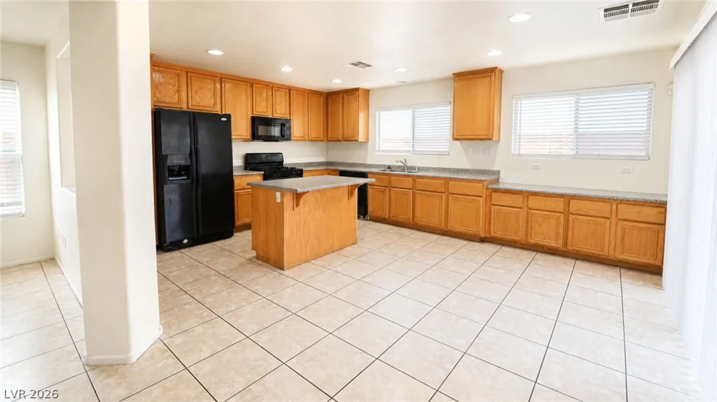 7966 Delft Blue, Las Vegas, NV 89139